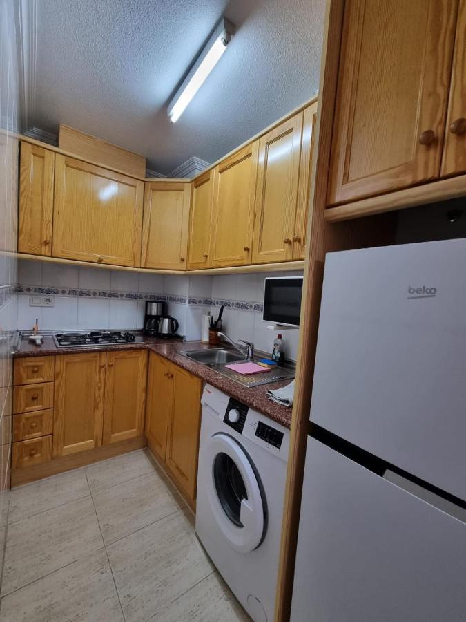 Gemuetliche Ferienwohnung In Torrevieja Ca100M Vom Strand Playa Del Cura Entfernt Zewnętrze zdjęcie